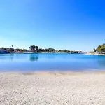 Violetta-punta Апартаменты *